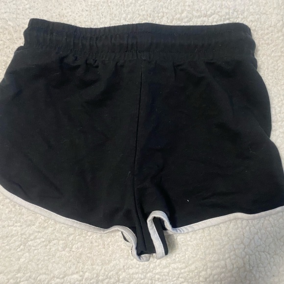 Forever 21 Black Comfy Shorts - Picture 3 of 4
